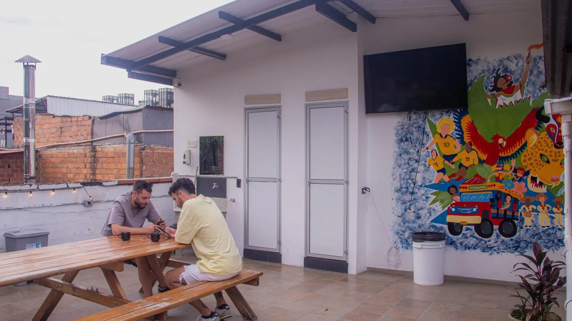 La Familia Hostel - Manila Medellin