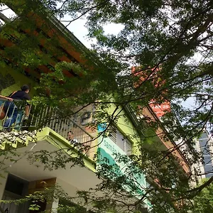 Saman Medellín