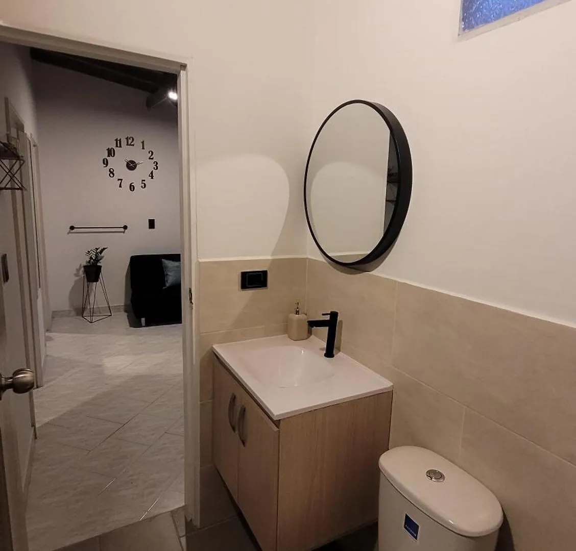 La Familia Hostel - Manila 麦德林