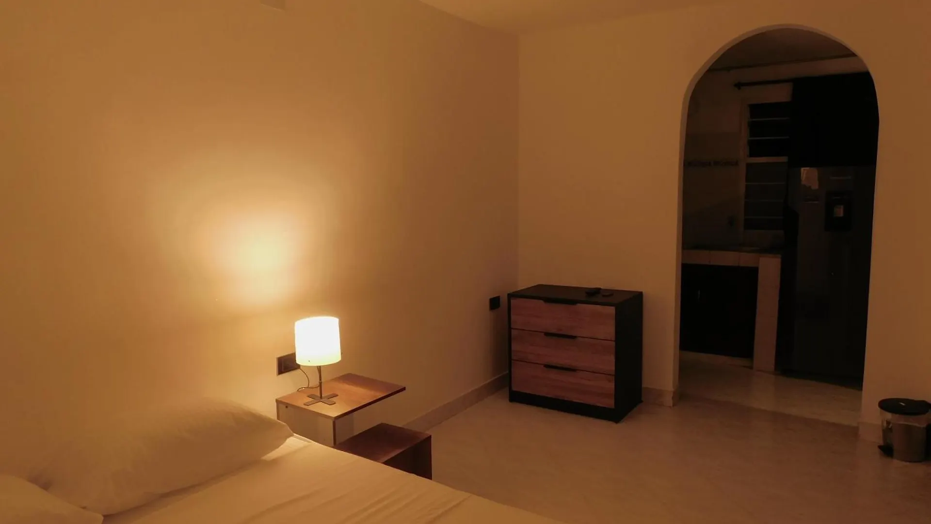 La Familia Hostel - Manila Medellín