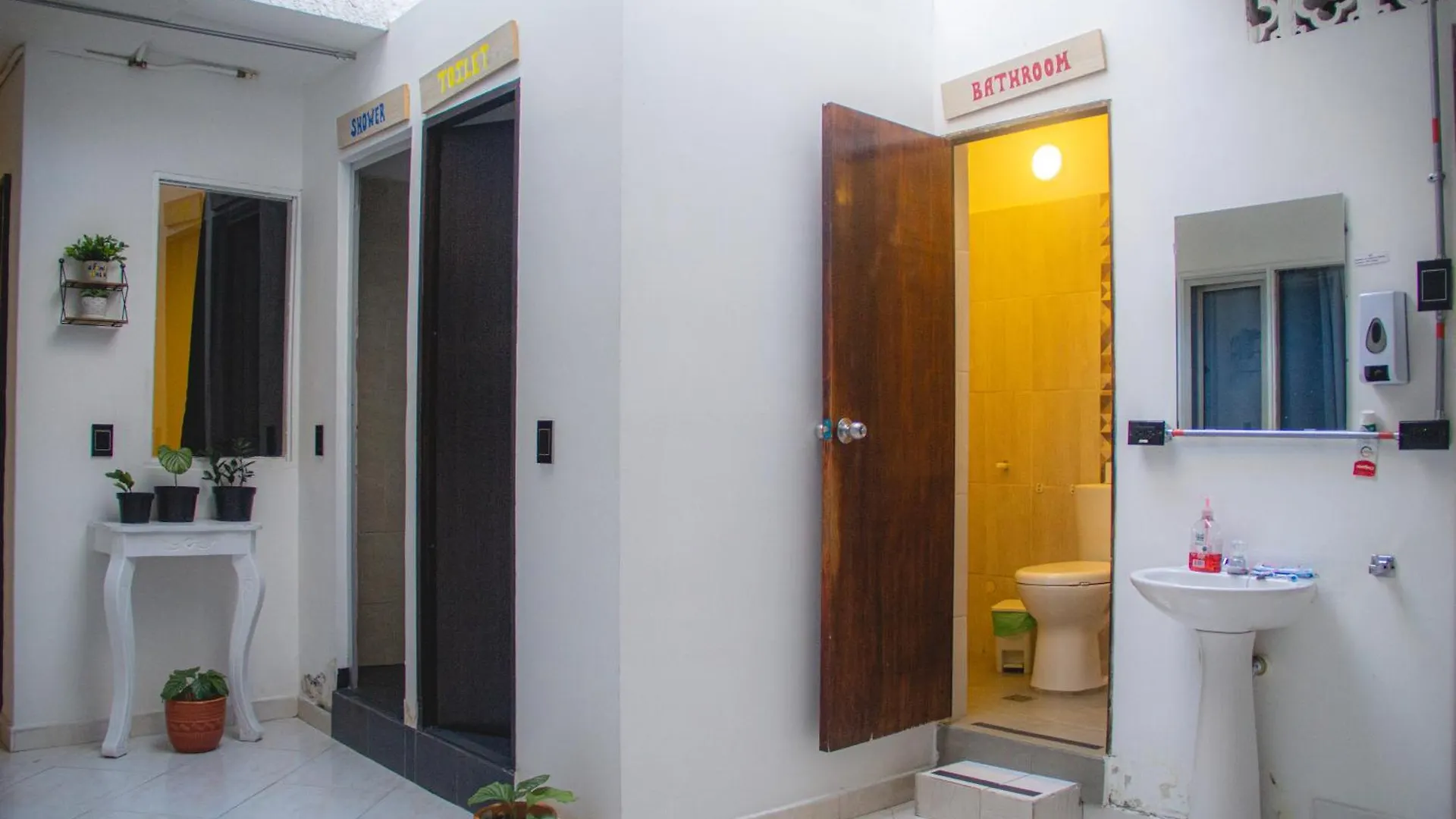 La Familia Hostel - Manila Medellín